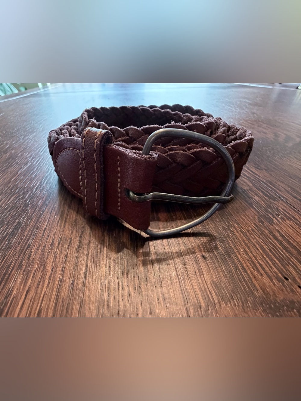 Woven Brown Leather Men’s Belt with Brushed Metal Buckle